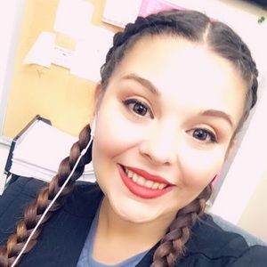 Meet your Posher, Alexandra